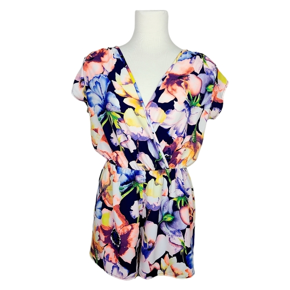 A3 Design Pants - A3 Design Floral Print Short Sleeve V Neck Romper
